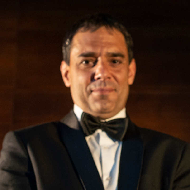 Porträt des Croupiers Mario die Marco aus der Spielbank Bad Wiessee