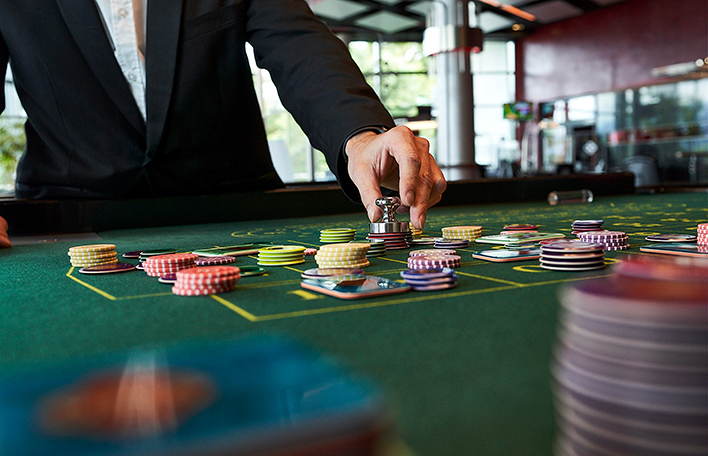 Symbolbild: Jetons auf einem Roulette-Tisch