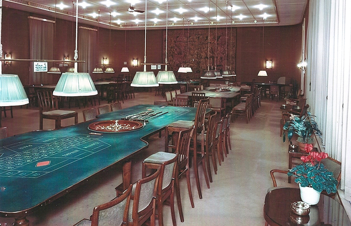 Ein Farbfoto von 1952 aus dem Spielsaal des alten Casinos von Lindau